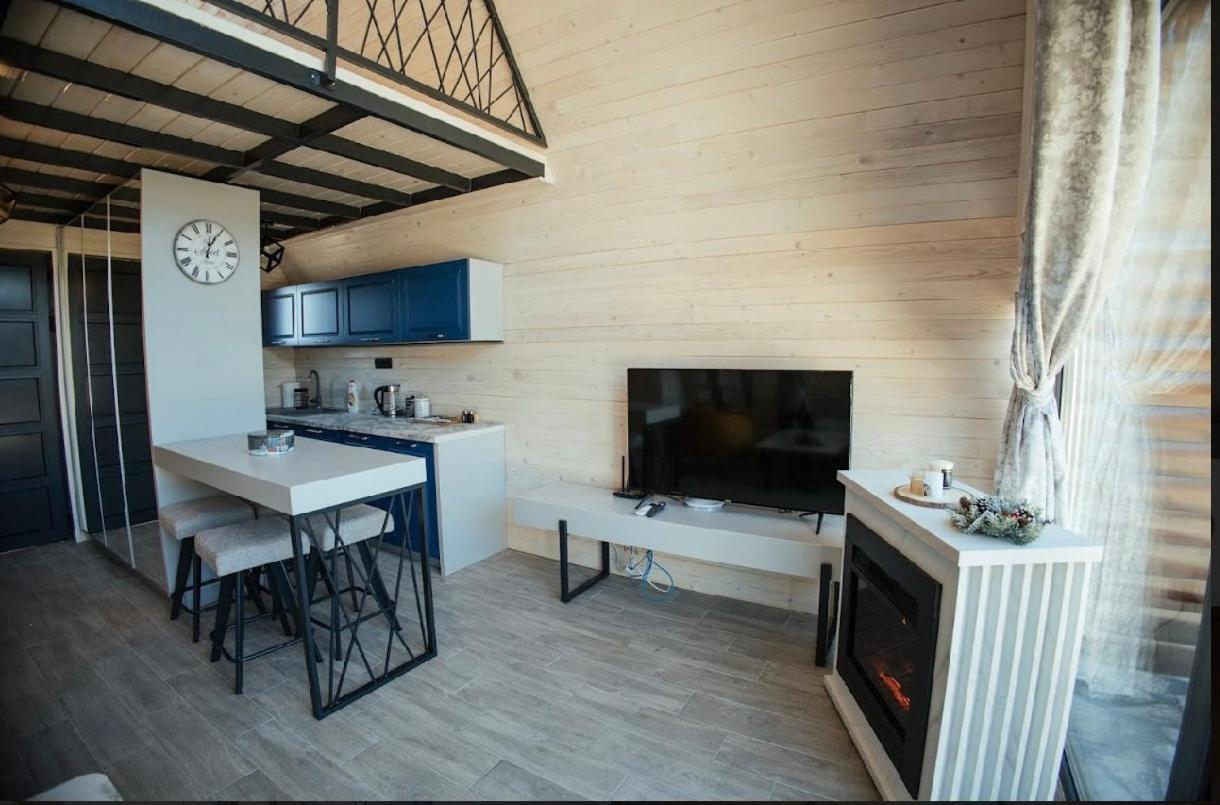 Sirius Lux Apartmani Жабляк Экстерьер фото